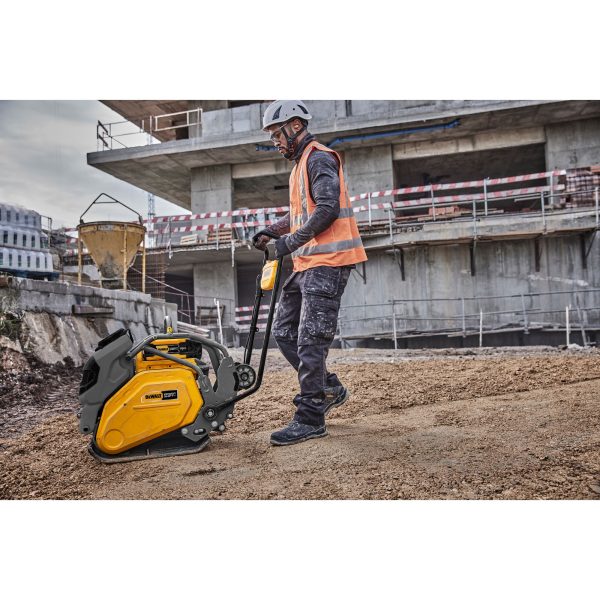 DCPS7154AG2 Ensemble pour compacteur à plaque vibrante DEWALT POWERSHIFT – Image 9