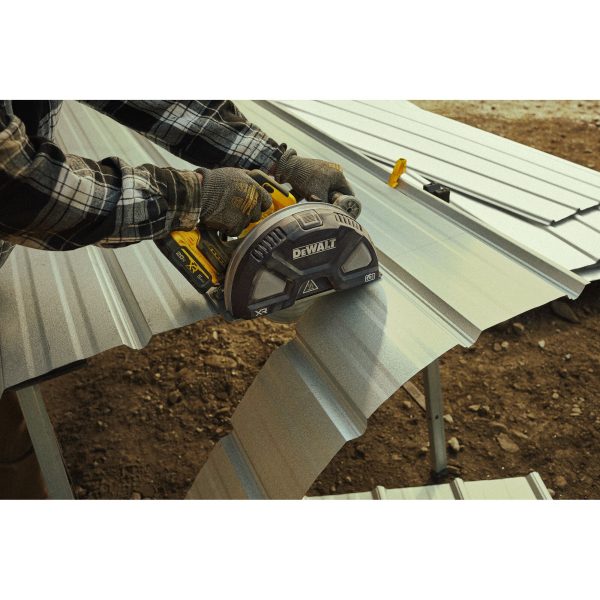 DCS383B Scie circulaire 7-1/4 po sans balai sans fil 20V MAX XR (outil seulement) – Image 10